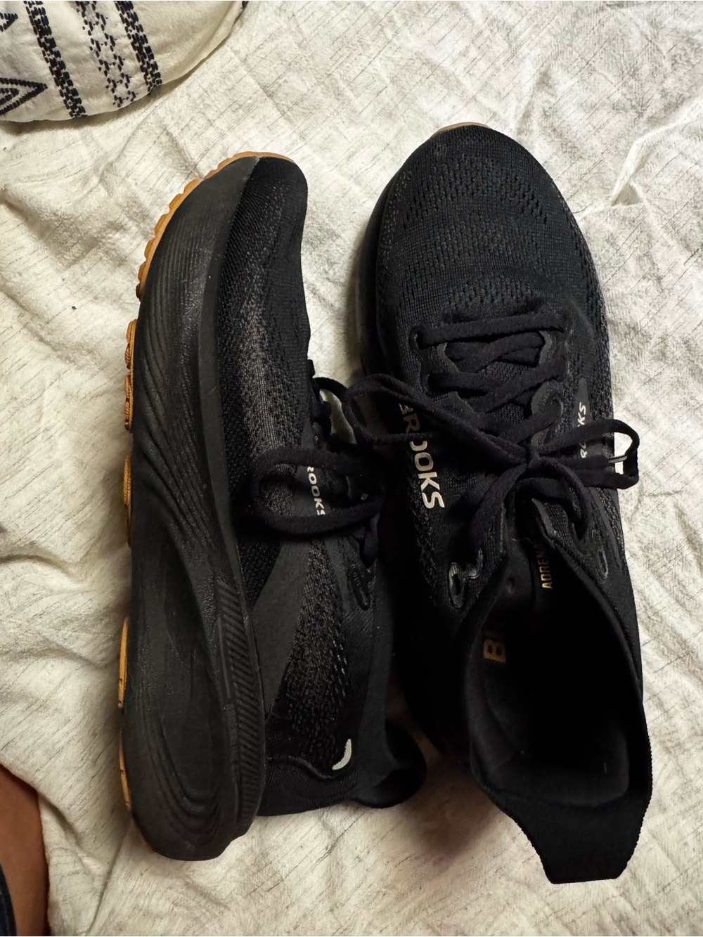 Brooks Adrenaline GTS 25 Black Running Sneakers with Gum Outsole Accents